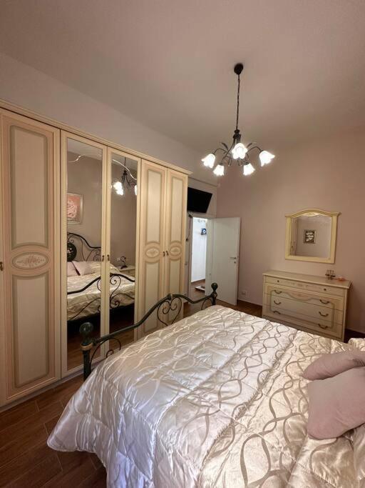 Casa Virginia Apartment Ливорно Екстериор снимка